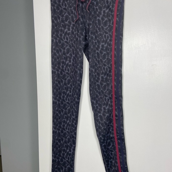 THE UPSIDE Snow Leopard Drawstring Leggings Small - Picture 2 of 9